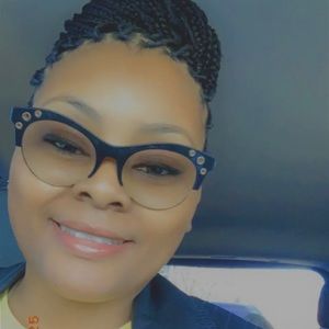 Meet your Posher, Sabrina